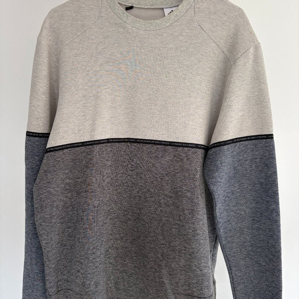 Adidas color black sweatshirt